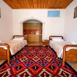 Pensjonat Garden, Gjirokastra